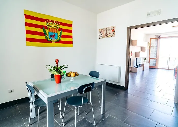 La Senyera Apartment