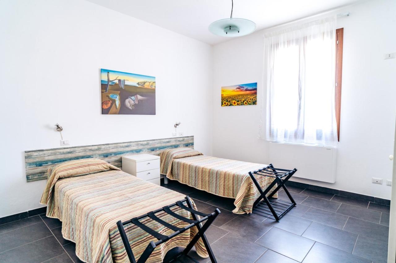 La Senyera Apartment *